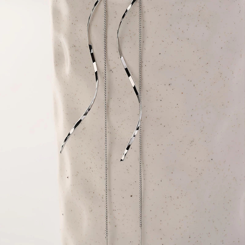 Brinco Risco de Luz | Brinco Estilo Espiral